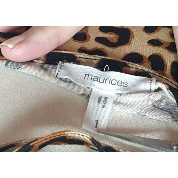 Maurices Womens Plus Y2K Leopard Print V-Neck Peplum Top 1X Indie Dark Femme - Picture 7 of 9